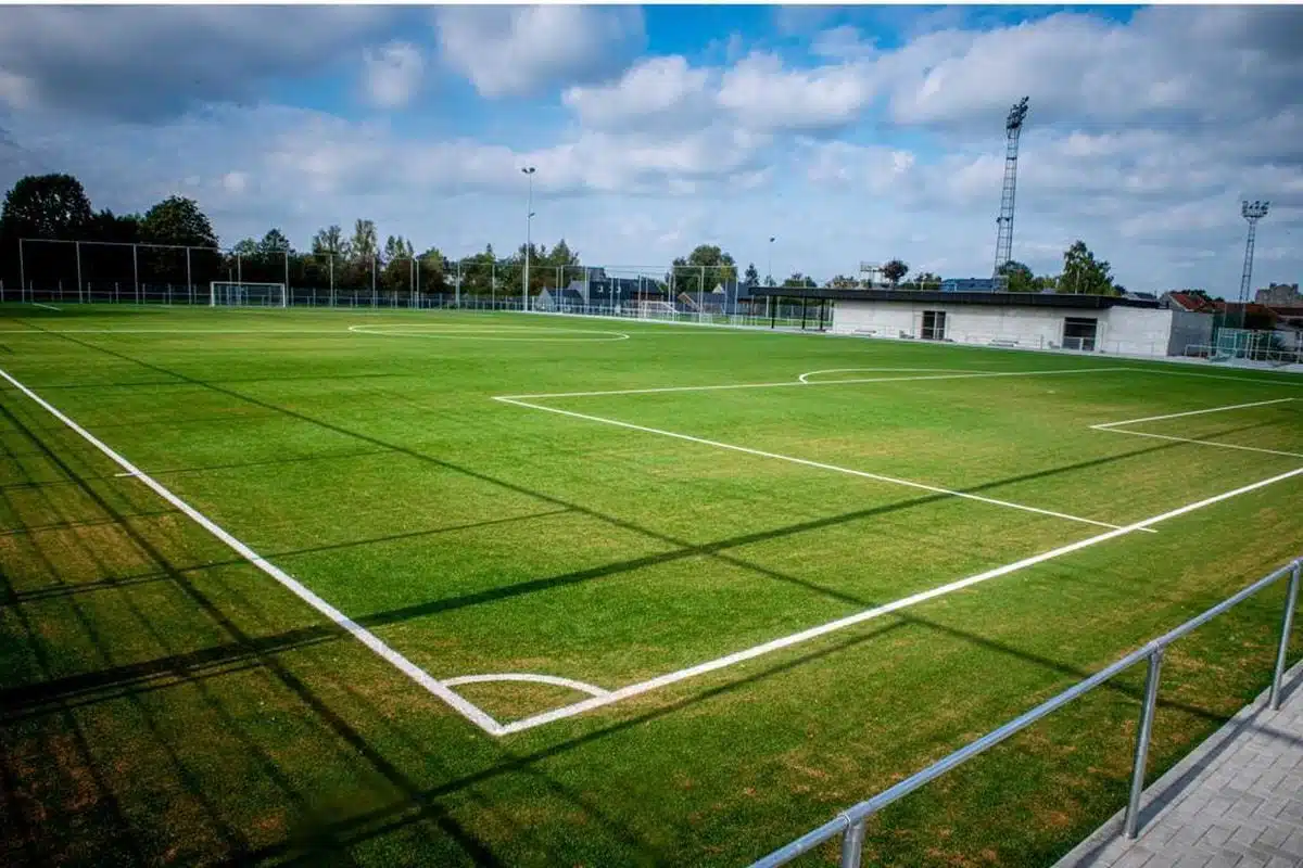 Comment réaliser un terrain de foot à 5 ?